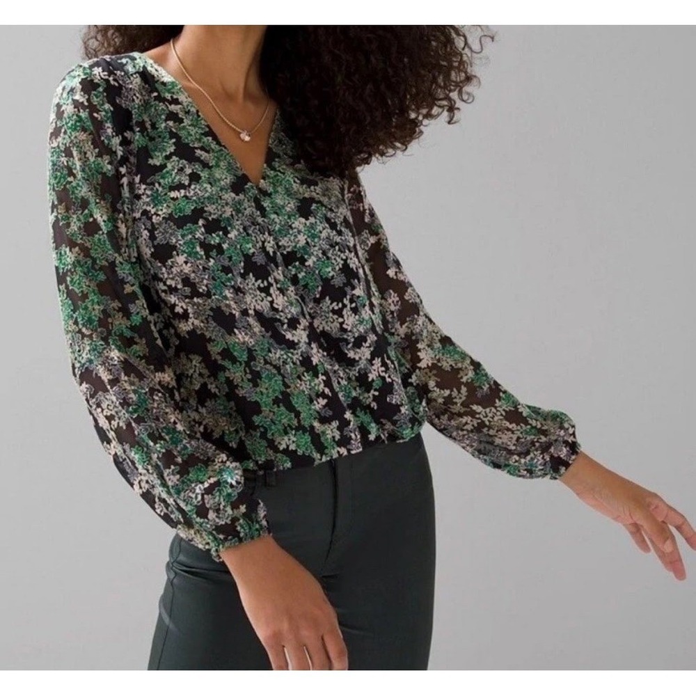WHBM Floral Top Blouse XS Black Whimsigoth Romantic Cottagecore Vintage Vibe